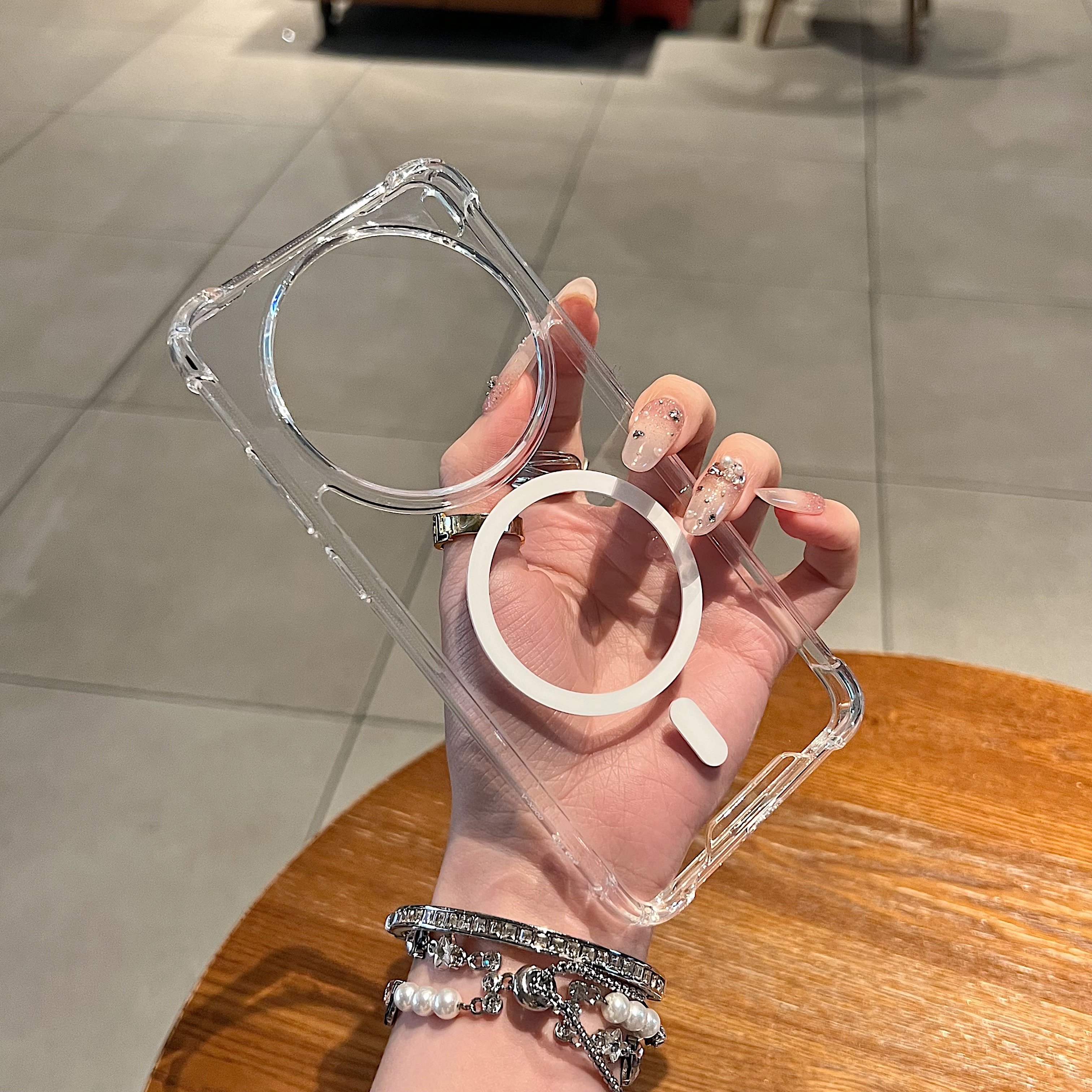Magnetic Transparent Hard Phon - Phone Accessories Vivo ulasan dan harga